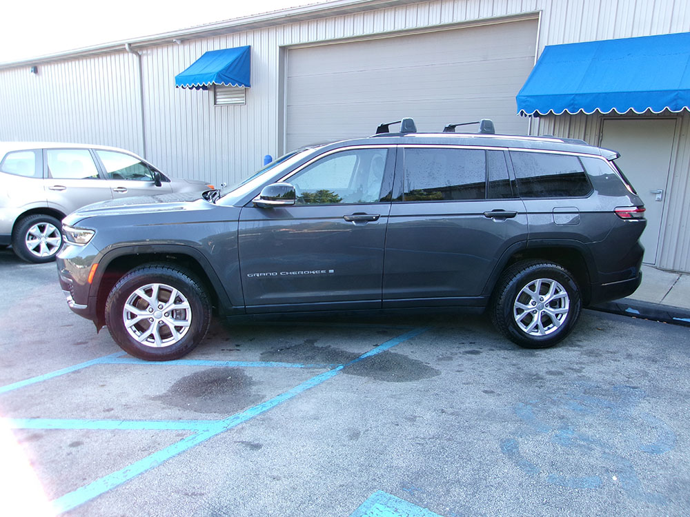 
								2021 Jeep Grand Cherokee Limited full									
