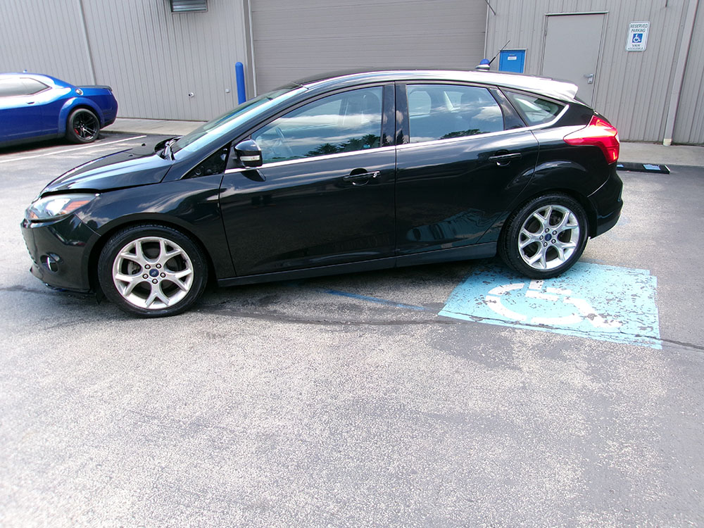 
								2014 Ford Focus Titanium full									