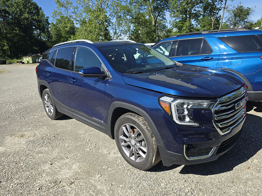 
								2022 GMC Terrain SLT full									
