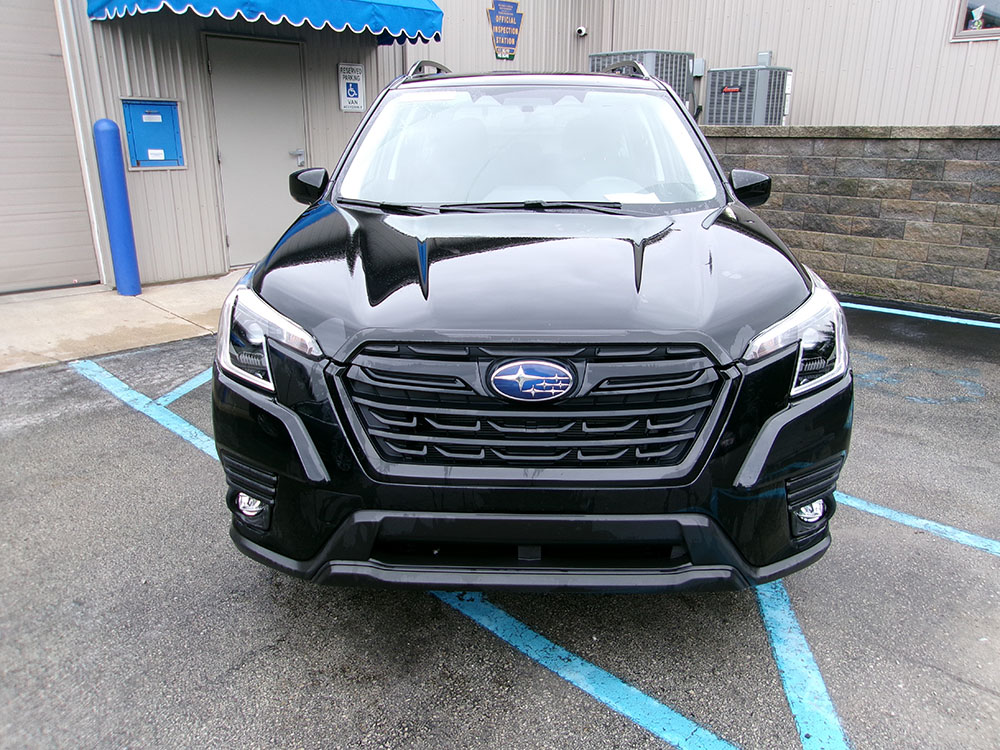 
								2024 Subaru Forester Premium full									
