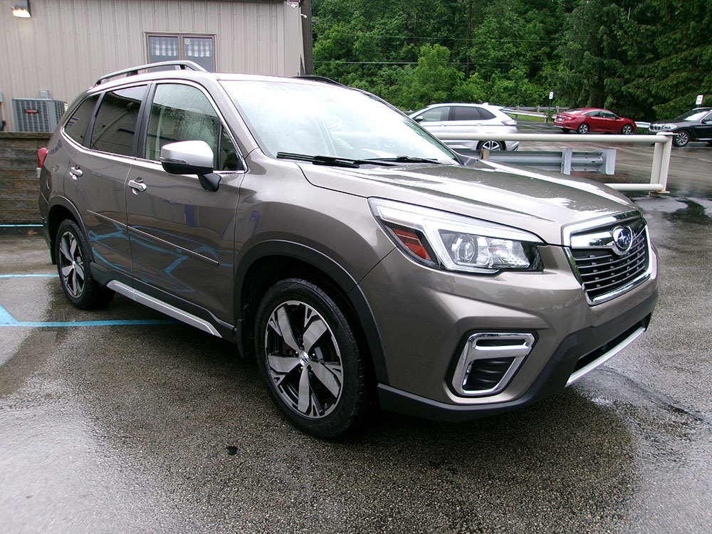 
								2019 Subaru Forester Touring full									