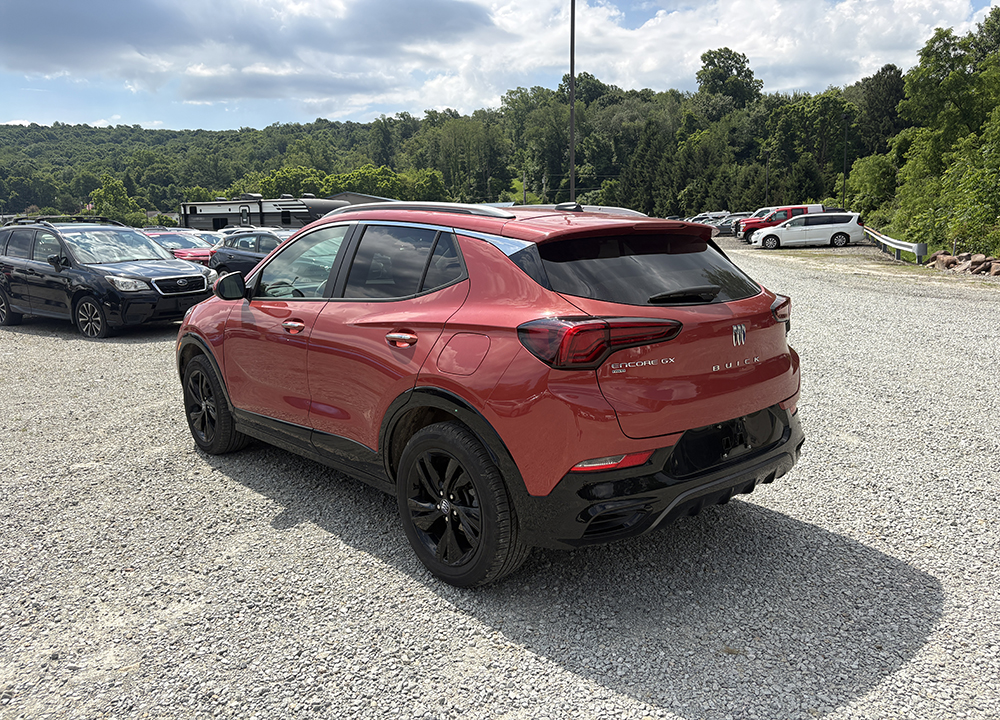 
								2024 Buick Encore GX Sport Touring full									