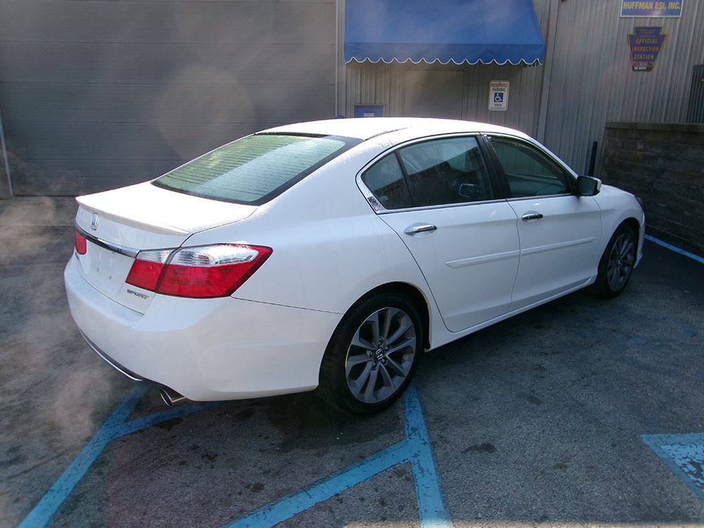 
								2015 Honda Accord Sport full									