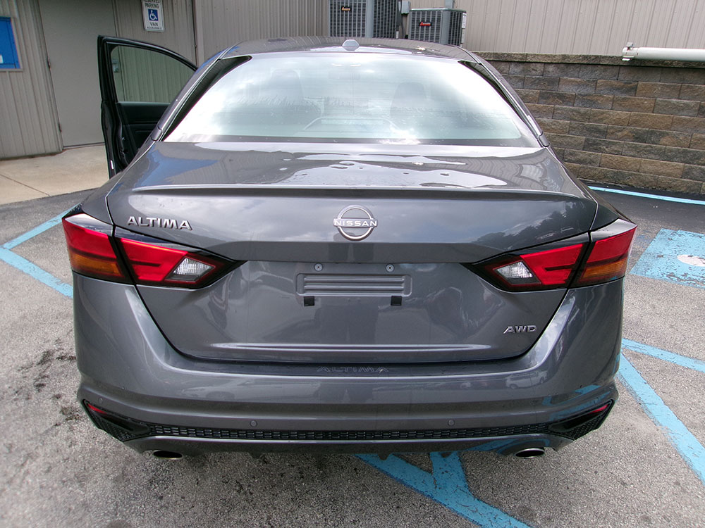 
								2025 Nissan Altima SV full									