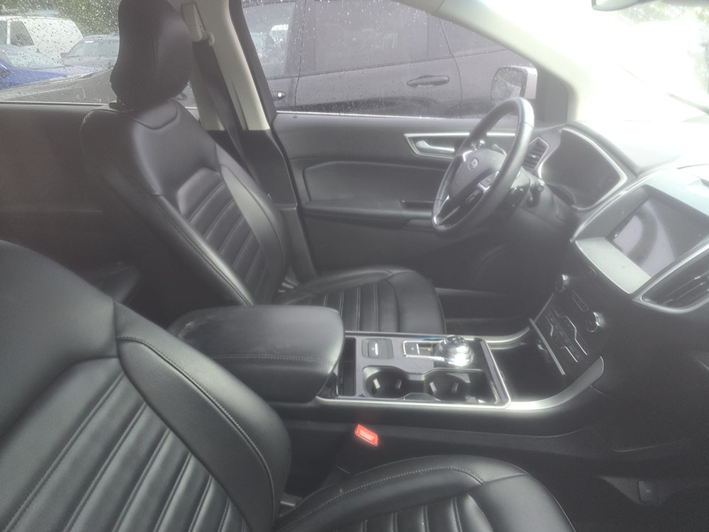 
								2019 Ford Edge SEL full									