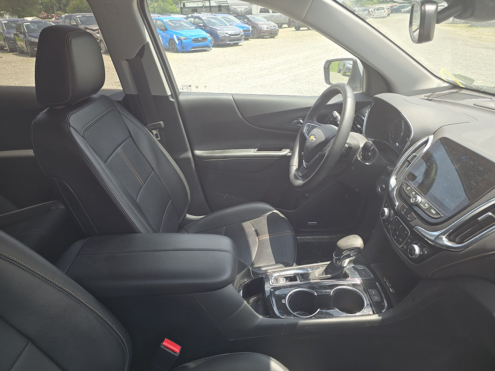 
								2023 Chevrolet Equinox Premier full									