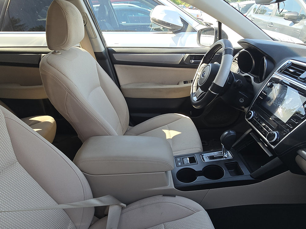 
								2019 Subaru Outback Premium full									
