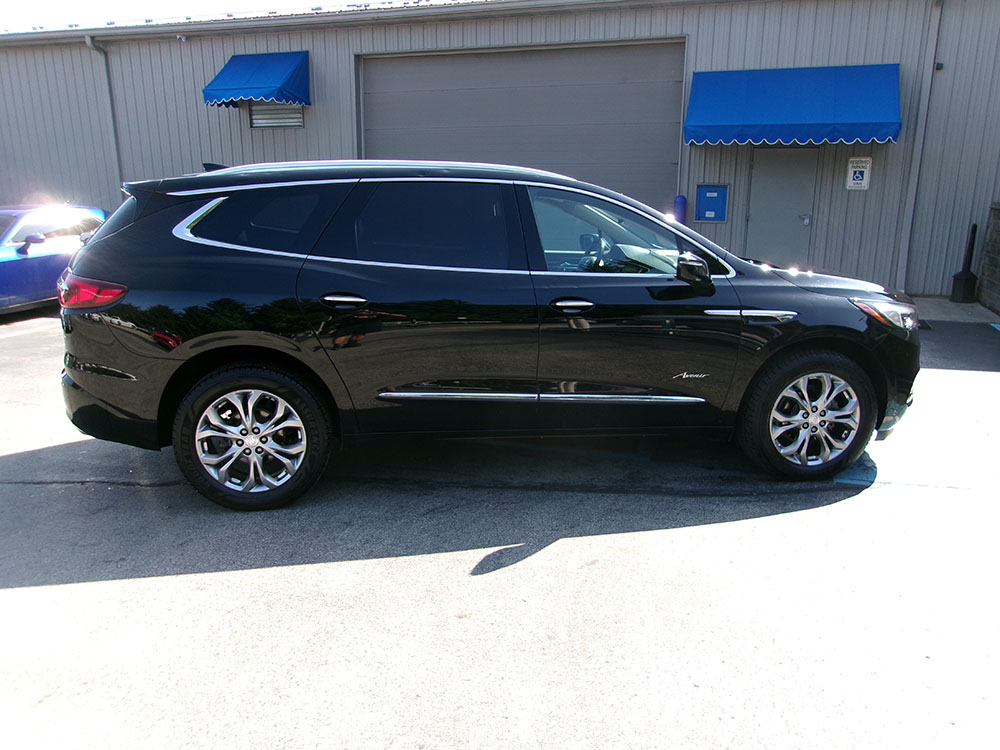 
								2021 Buick Enclave Avenir full									