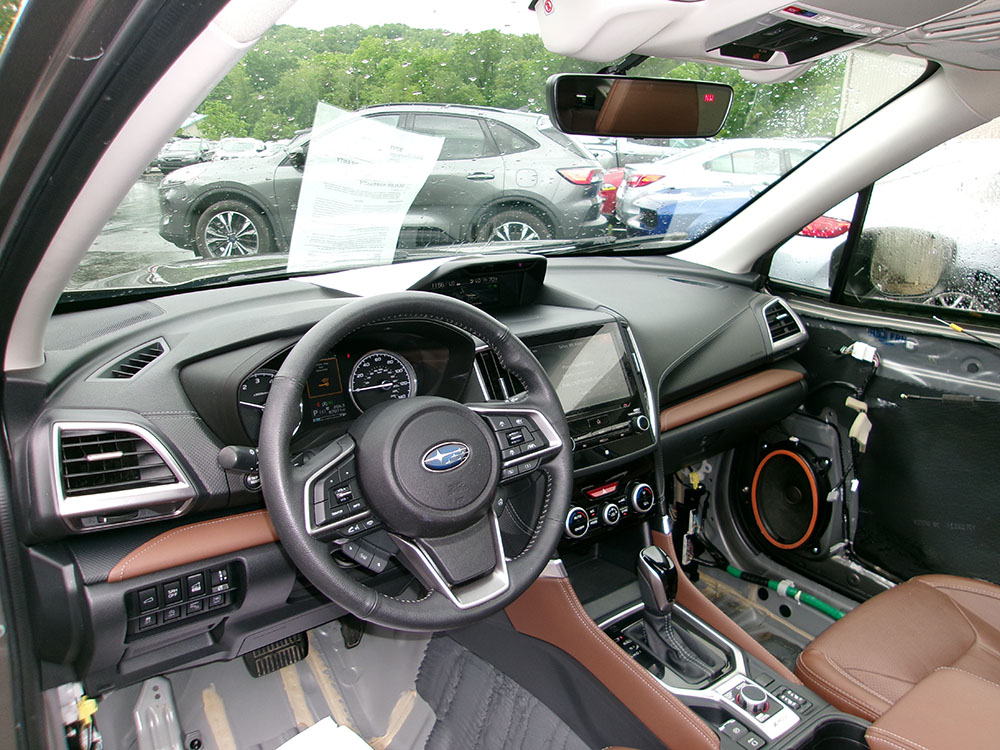
								2019 Subaru Forester Touring full									
