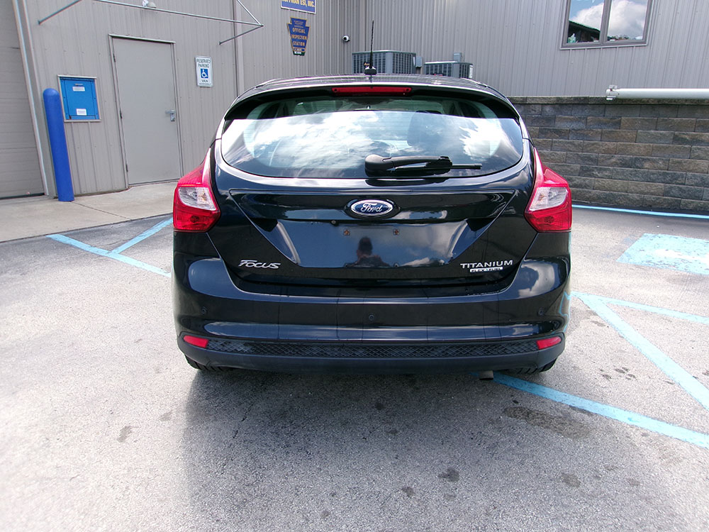 
								2014 Ford Focus Titanium full									