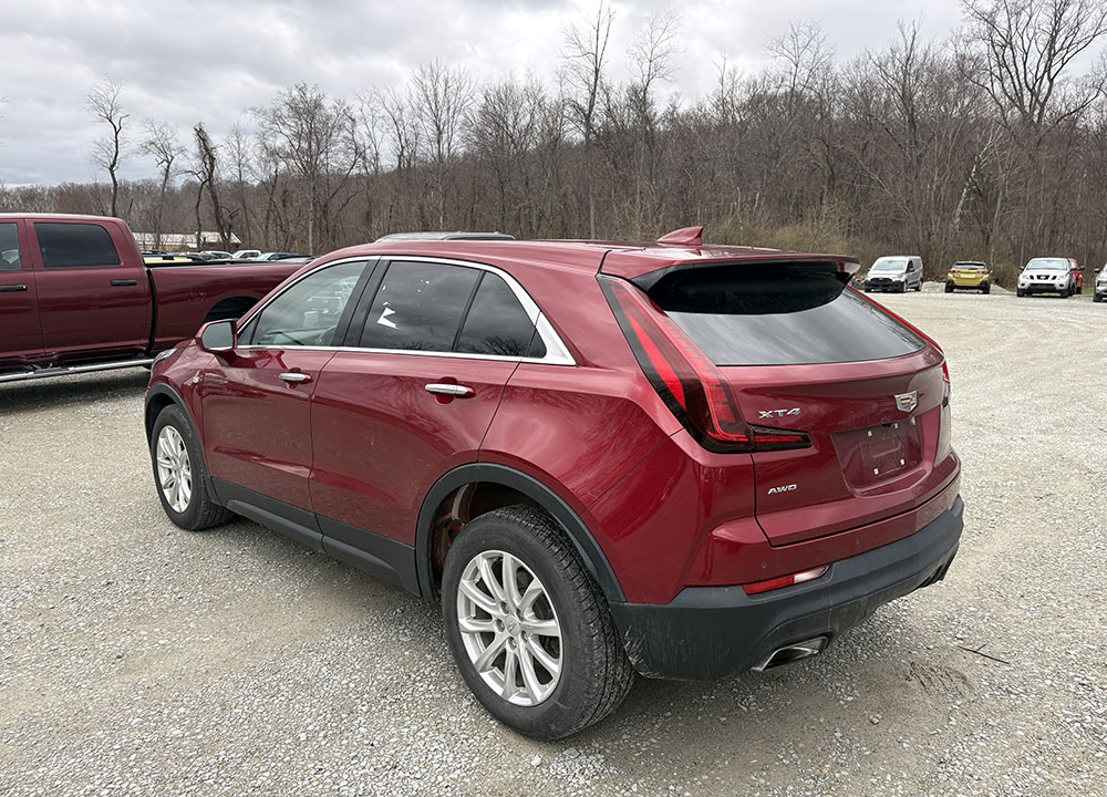 
								2019 Cadillac XT4 Luxury full									
