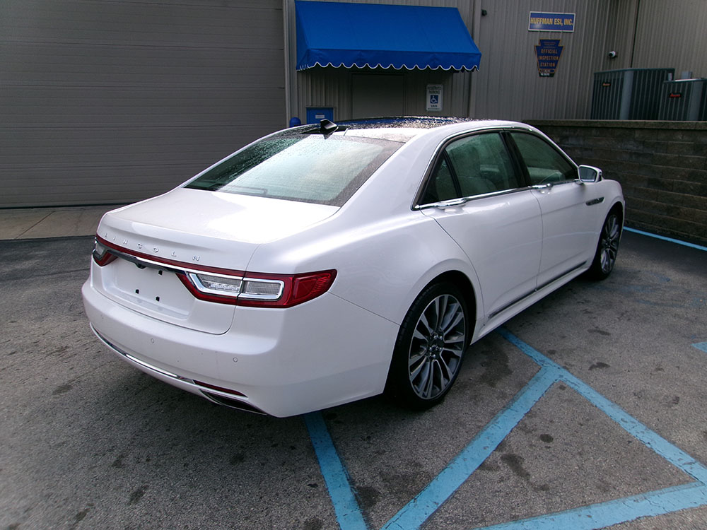 
								2018 Lincoln Continental Reserve full									
