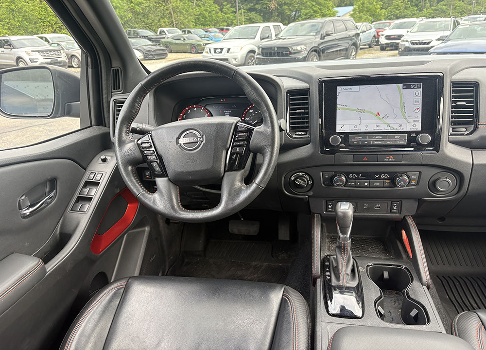 
								NISSAN FRONTIER PRO-4X CREW CAB full									