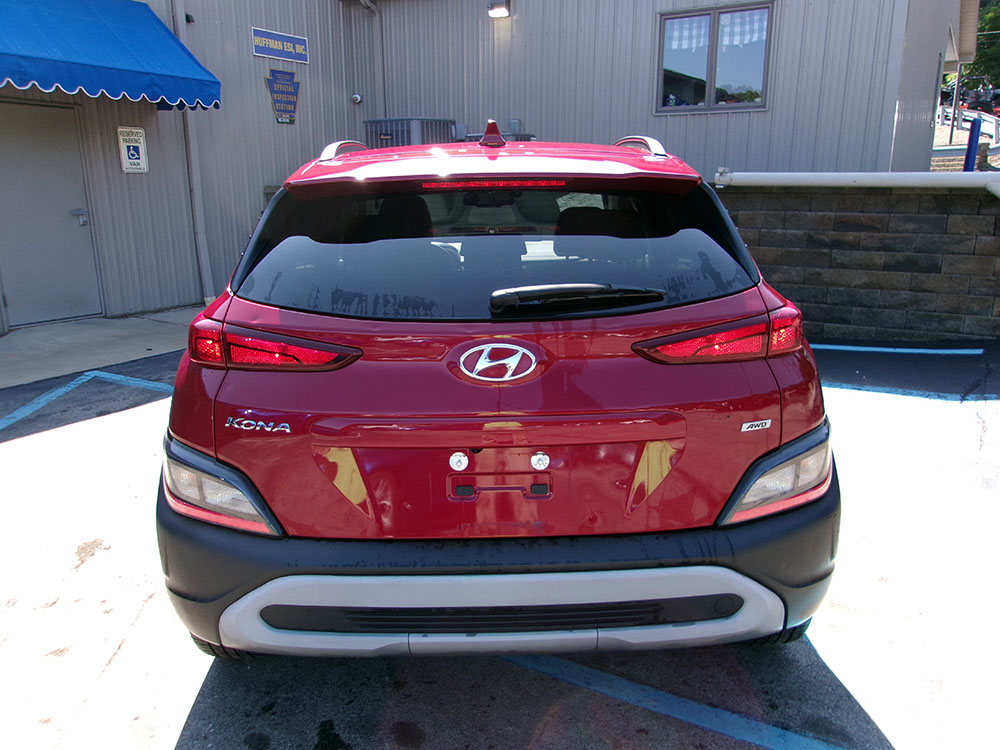 
								2023 Hyundai Kona SEL full									
