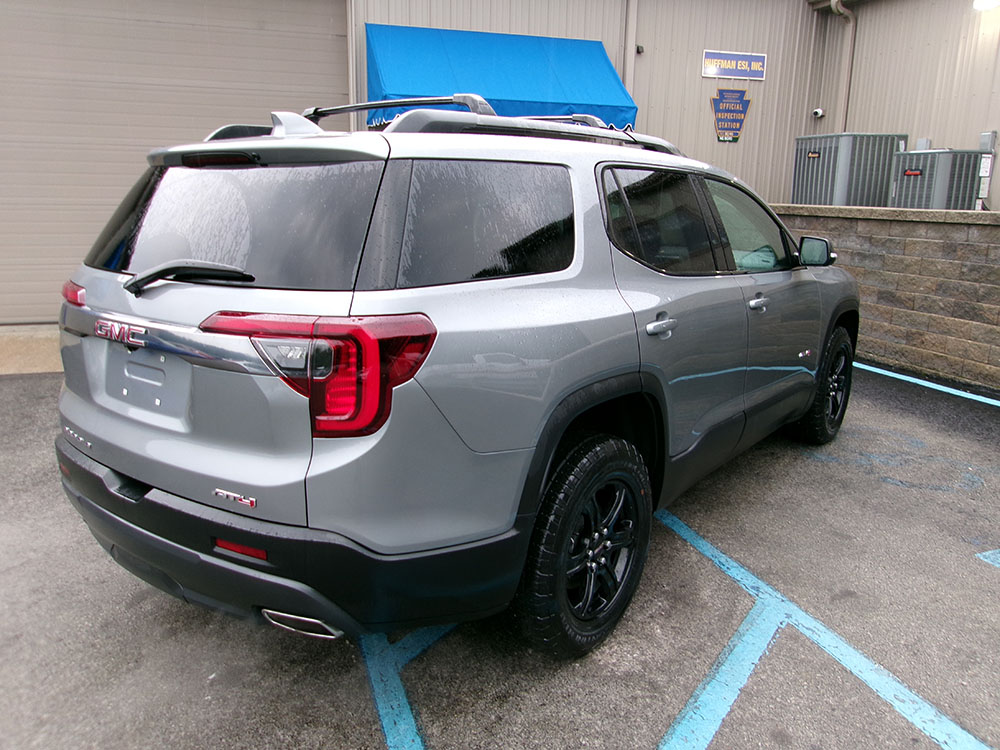 
								2023 GMC Acadia AT4 full									