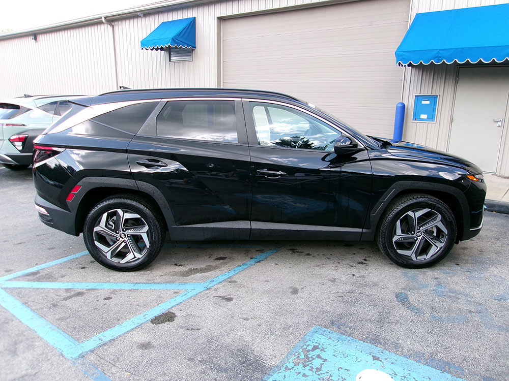 
								2024 Hyundai Tucson SEL full									