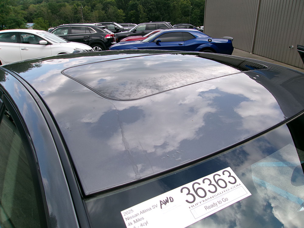 
								2025 Nissan Altima SV full									