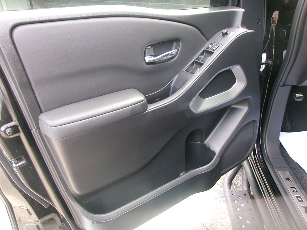 
								2022 Nissan Frontier SV Crew Cab full									