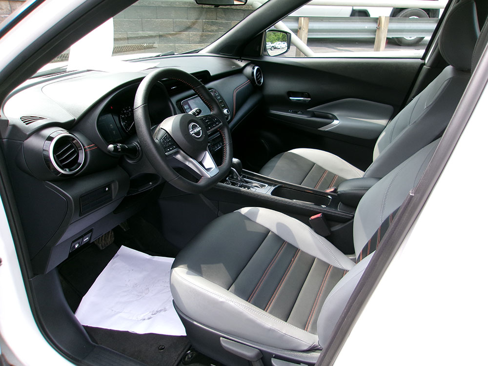 
								2024 Nissan Kicks SR full									