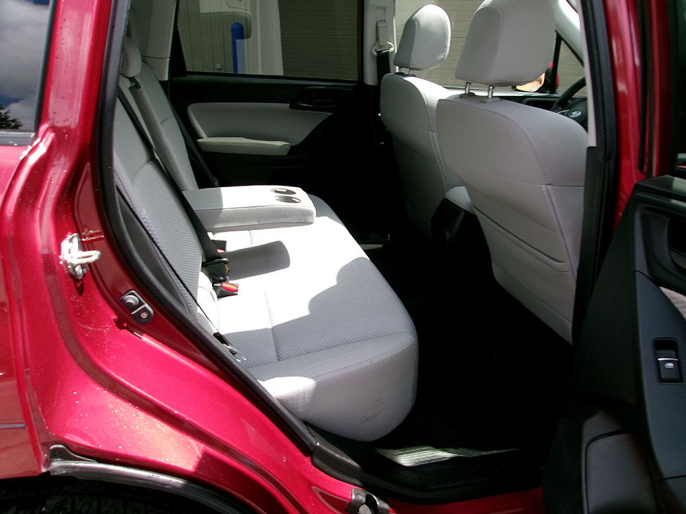 
								2017 Subaru Forester Premium full									