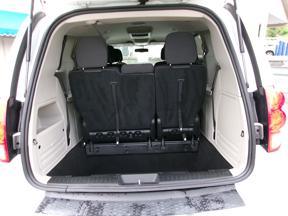 
								2017 Dodge Grand Caravan SE full									