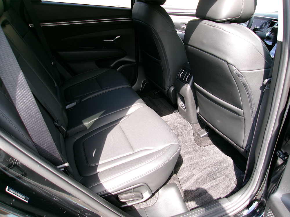 
								2024 Hyundai Tucson SEL full									