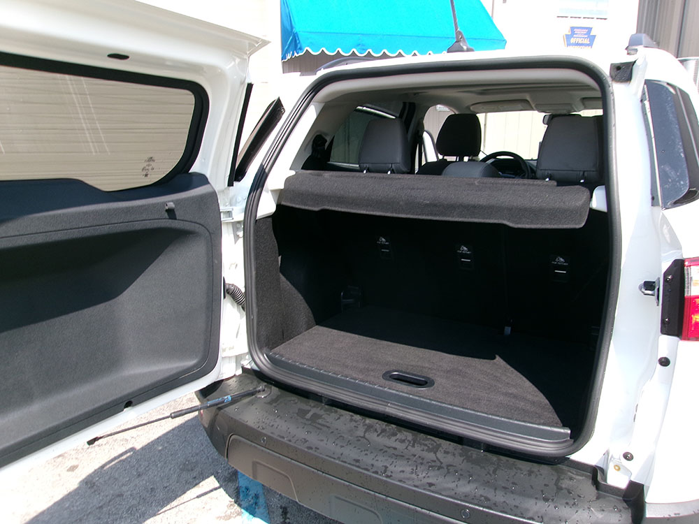 
								2021 Ford EcoSport SE full									