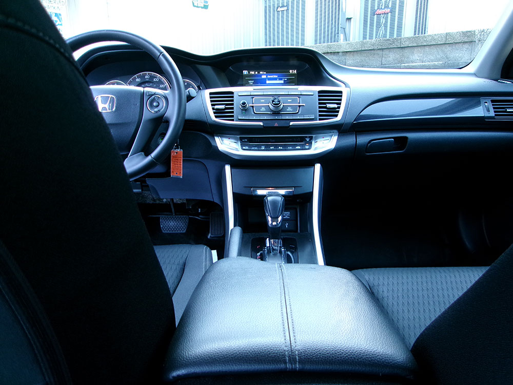 
								2015 Honda Accord Sport full									