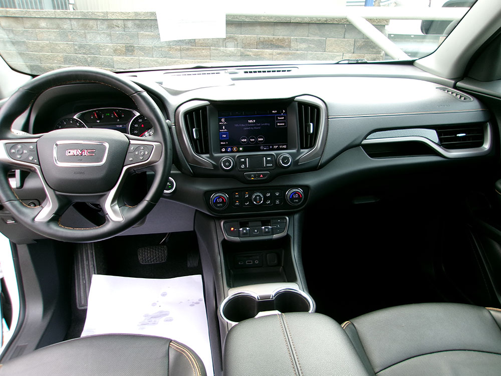 
								2024 GMC Terrain AT4 full									