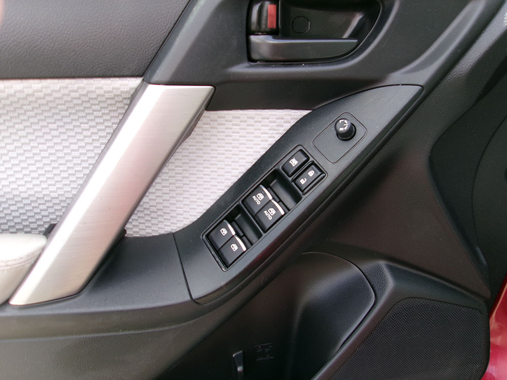 
								2017 Subaru Forester Premium full									