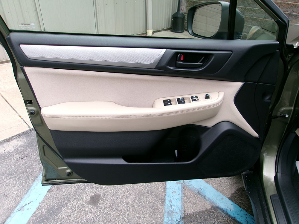 
								2018 Subaru Outback full									