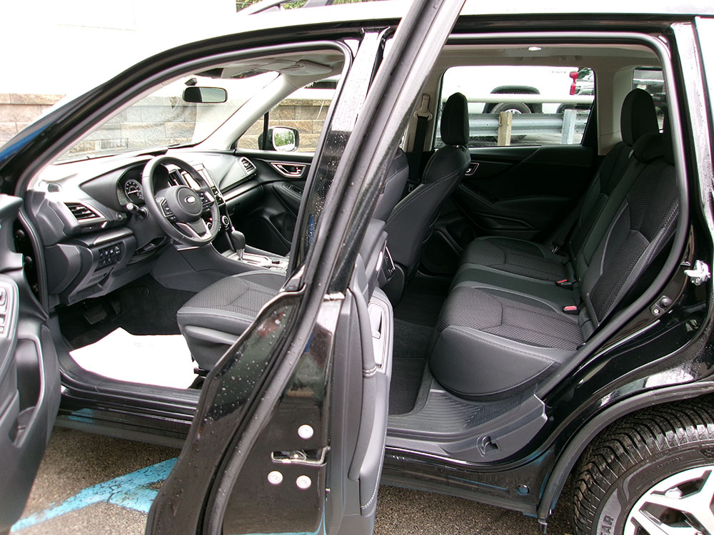 
								2024 Subaru Forester Premium full									