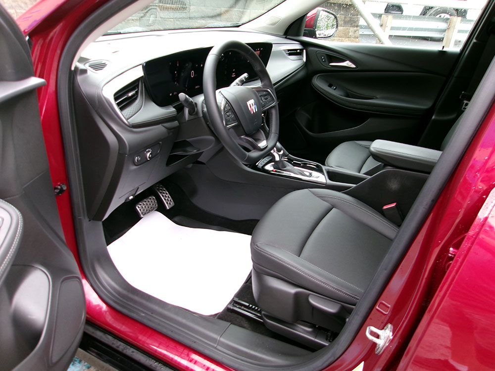 
								2024 Buick Encore GX Sport Touring full									