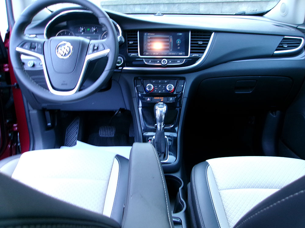 
								2017 Buick Encore Sport Touring full									