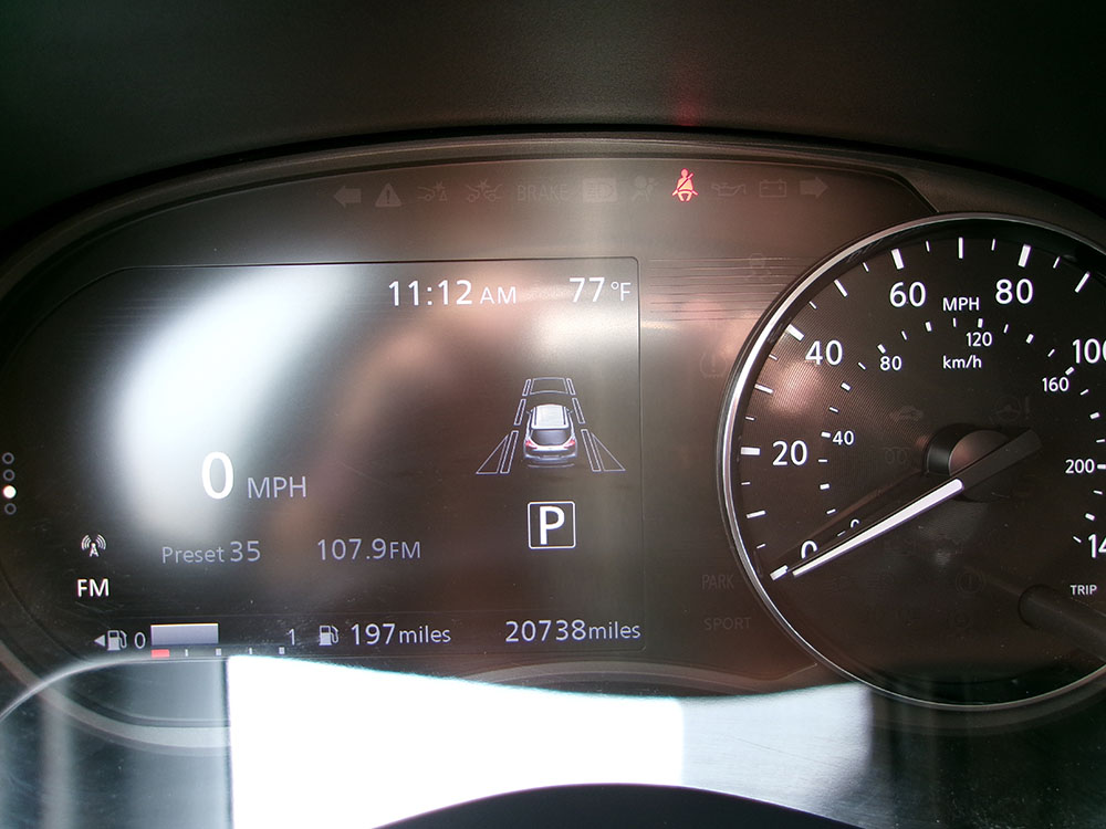 
								2024 Nissan Kicks SR full									