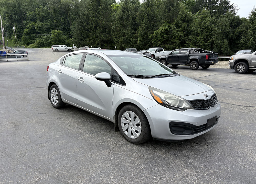 
								2013 Kia Rio LX full									