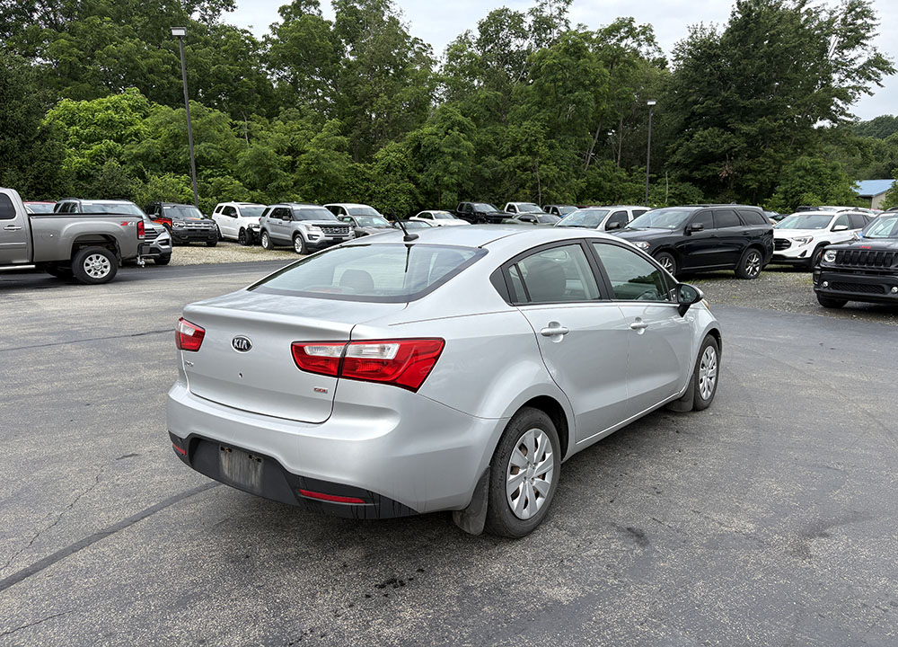 
								2013 Kia Rio LX full									