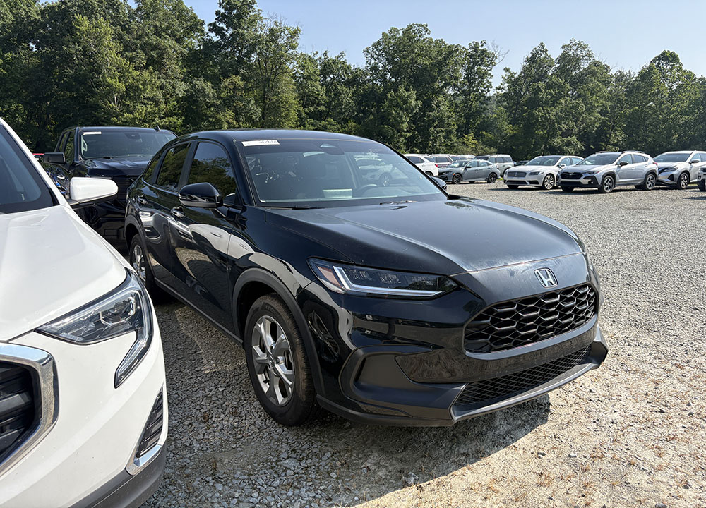 
								2025 Honda HR-V LX full									