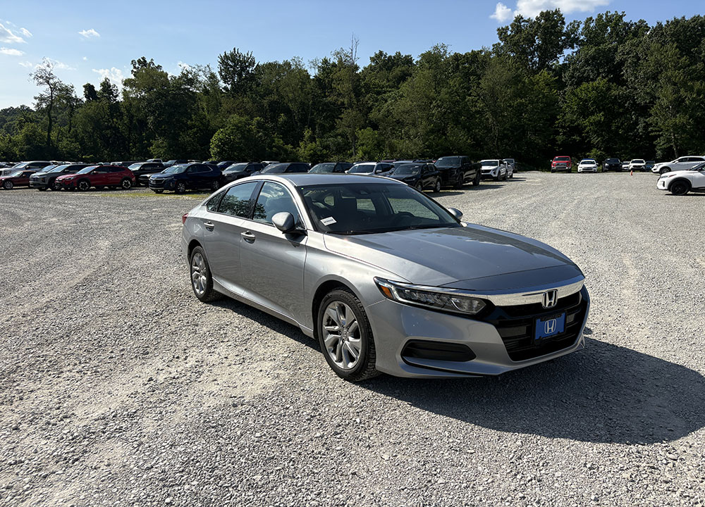 
								2019 Honda Accord LX full									