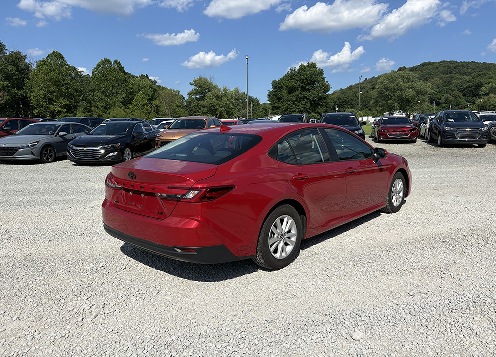 
								2025 Toyota Camry LE full									