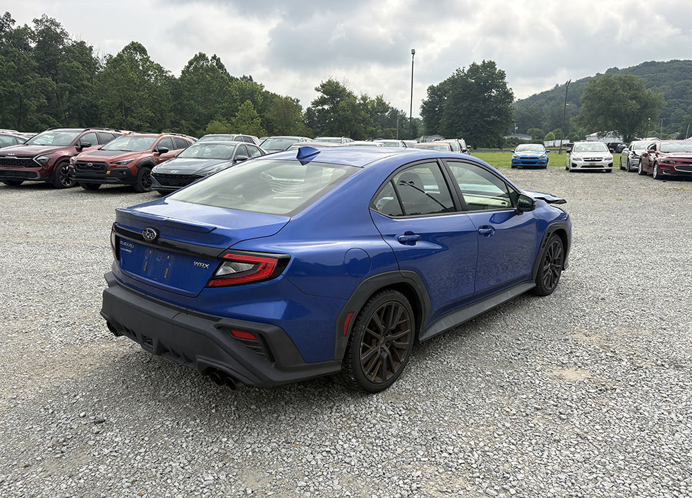 
								2022 Subaru WRX Limited full									