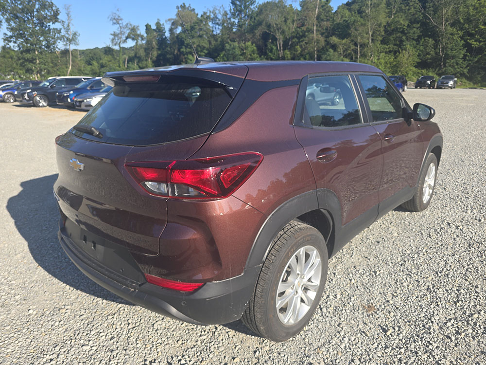 
								2022 Chevrolet Trailblazer LS full									