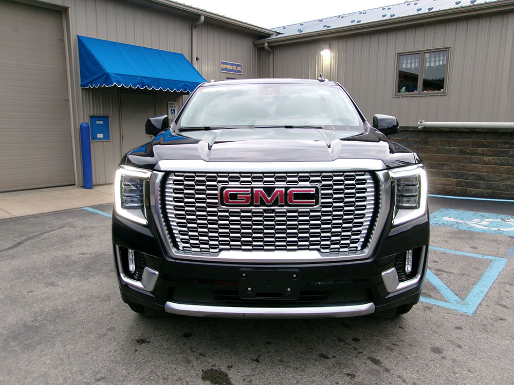 
								2024 GMC Yukon XL Denali full									