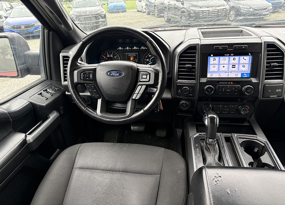 
								2019 Ford F-150 XLT Super Crew Cab full									