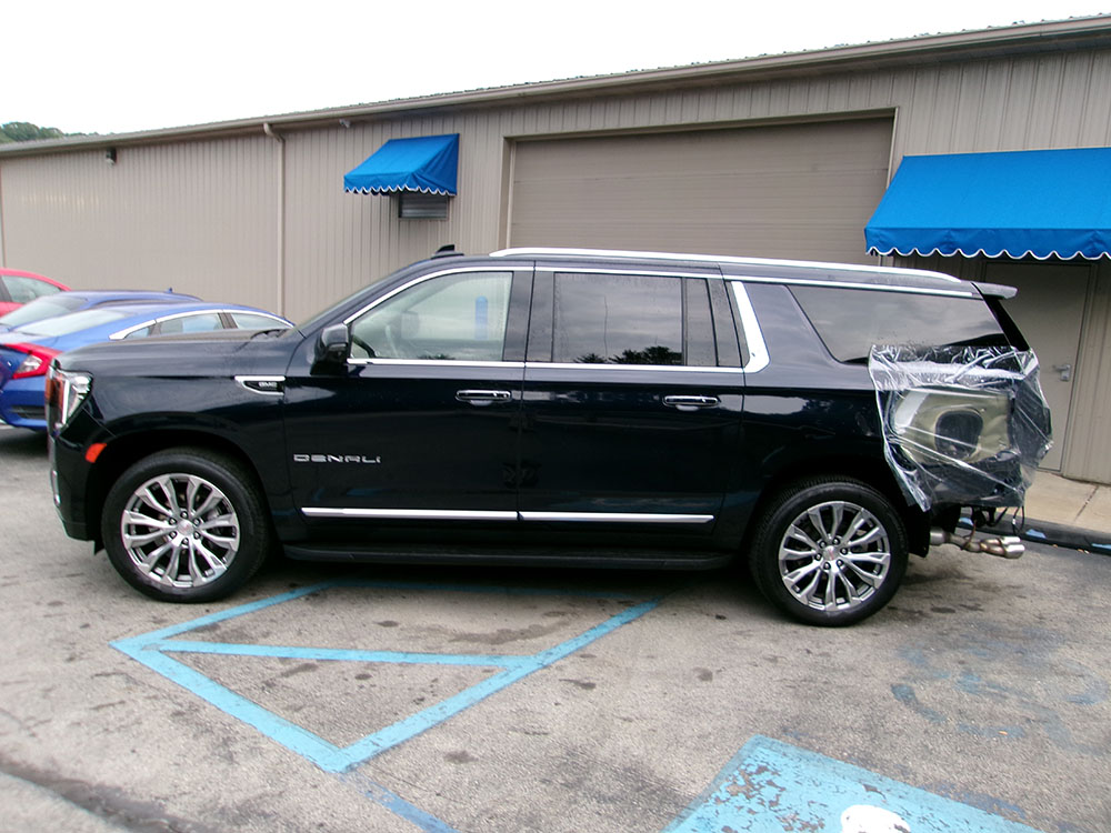 
								2024 GMC Yukon XL Denali full									