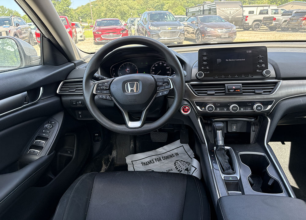 
								2019 Honda Accord LX full									