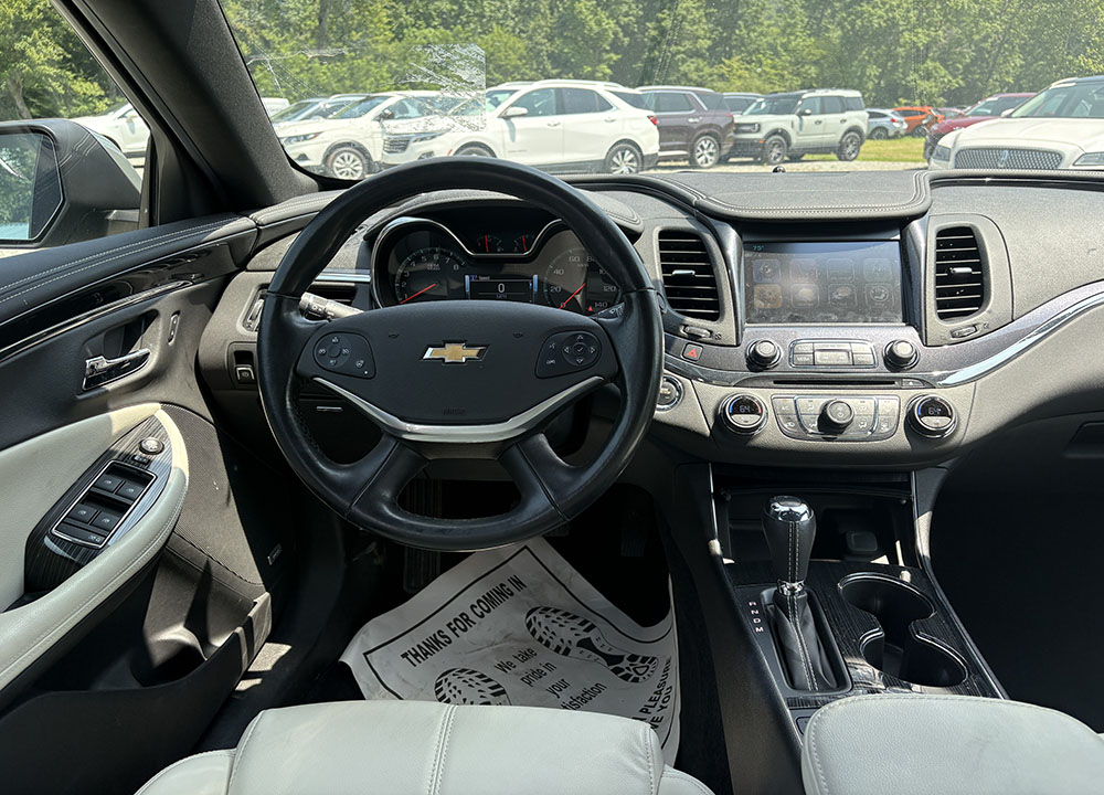 
								2019 Chevrolet Impala LT full									