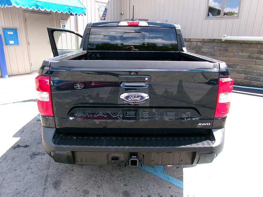 
								2023 Ford Maverick XLT Crew Cab full									