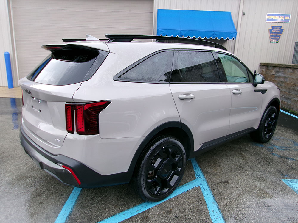 
								2025 Kia Sorento X-Line EX full									