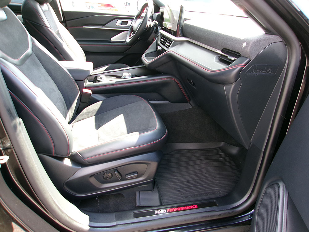 
								2026 Ford Explorer ST full									